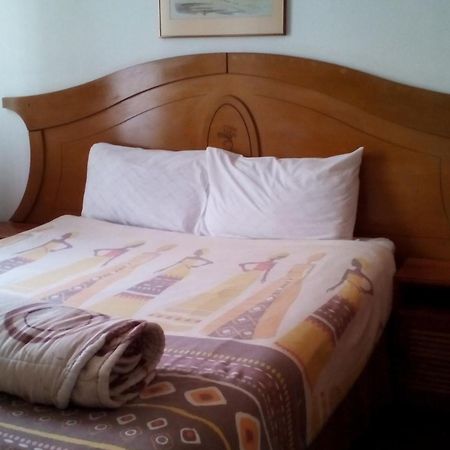 Accoustix Backpackers Hostel ヨハネスブルグ エクステリア 写真