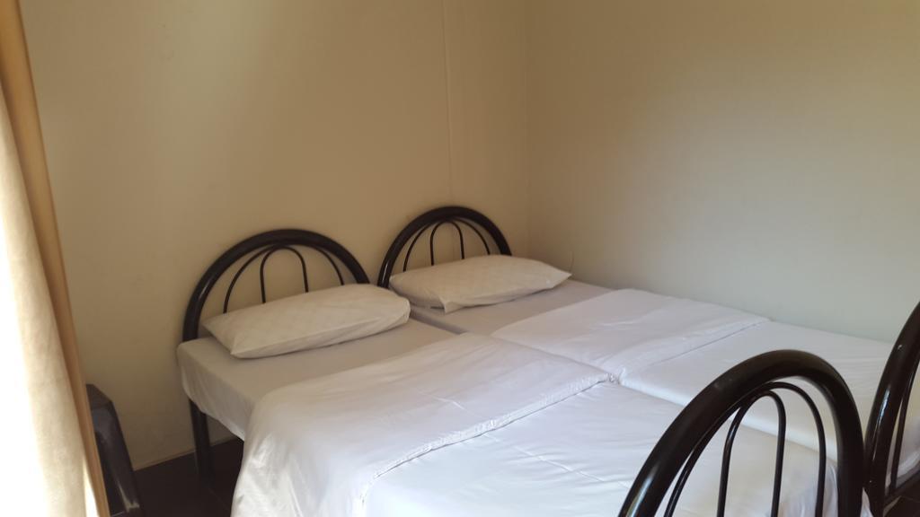 Accoustix Backpackers Hostel ヨハネスブルグ エクステリア 写真