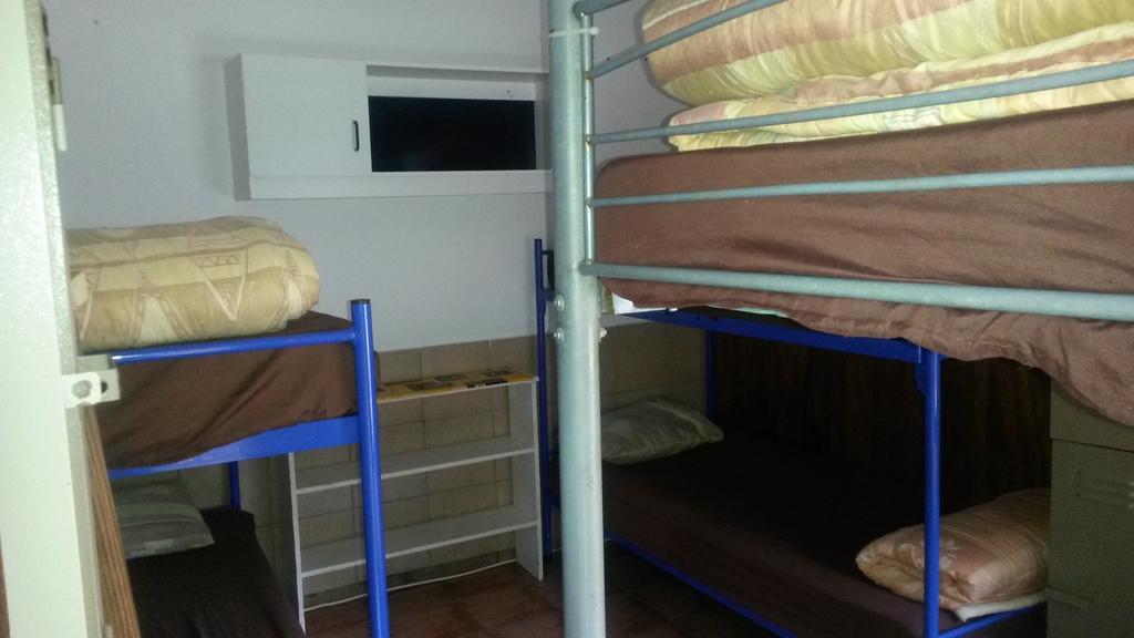 Accoustix Backpackers Hostel ヨハネスブルグ エクステリア 写真